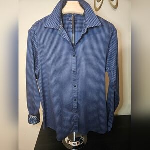 Chaps Button Down Collared Long Sleeved No Iron Blue Shirt Women's Size Large